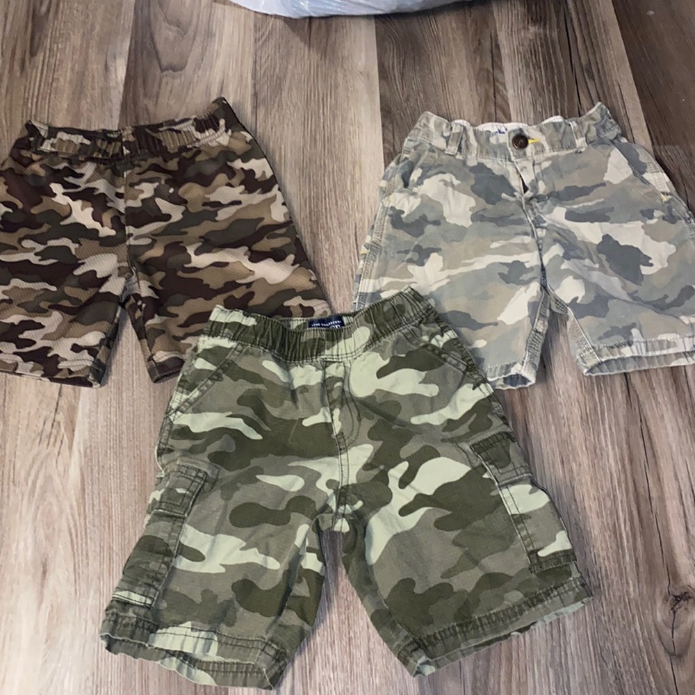 4T camo shorts